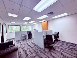 Balmoral Plaza (D10), Office #581735391